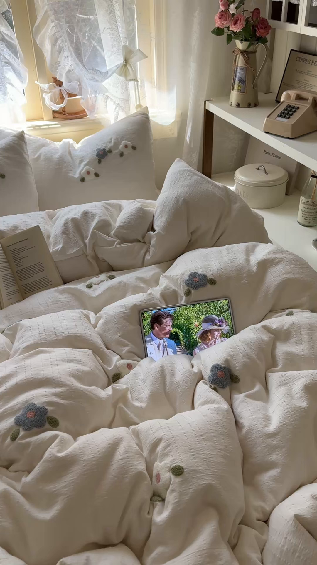 91家纺网 家纺一手货源 找家纺 阿曼达 2026春夏新款简约素色毛巾绣亚麻风纯色四件套 法式麻-小花绣