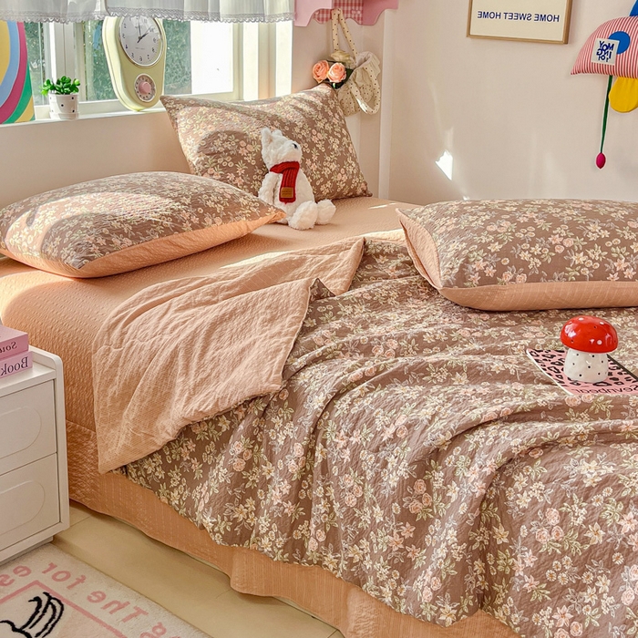 91家纺网 家纺一手货源 找家纺 利禾家纺 2026春夏新款泡芙纱简约四件套夏被四件套夏凉被空调被 桔园-简约