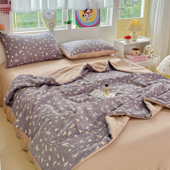 91家纺网 家纺一手货源 找家纺 利禾家纺 2026春夏新款泡芙纱简约四件套夏被四件套夏凉被空调被 米兰灰-简约