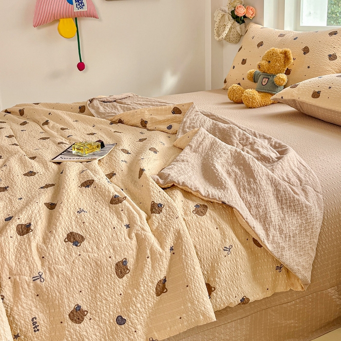 91家纺网 家纺一手货源 找家纺 利禾家纺 2026春夏新款泡芙纱简约四件套夏被四件套夏凉被空调被 曲奇猫-简约