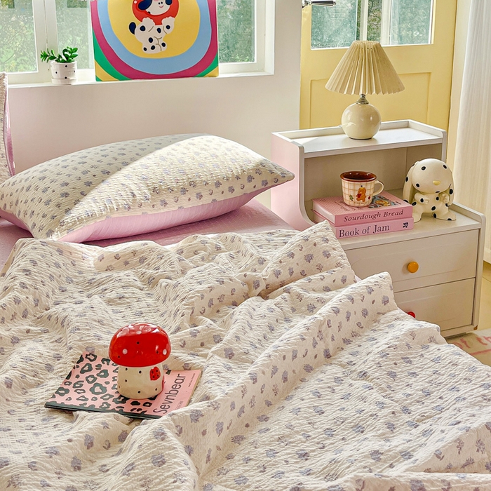 91家纺网 家纺一手货源 找家纺 利禾家纺 2026春夏新款泡芙纱简约四件套夏被四件套夏凉被空调被 香雪-简约