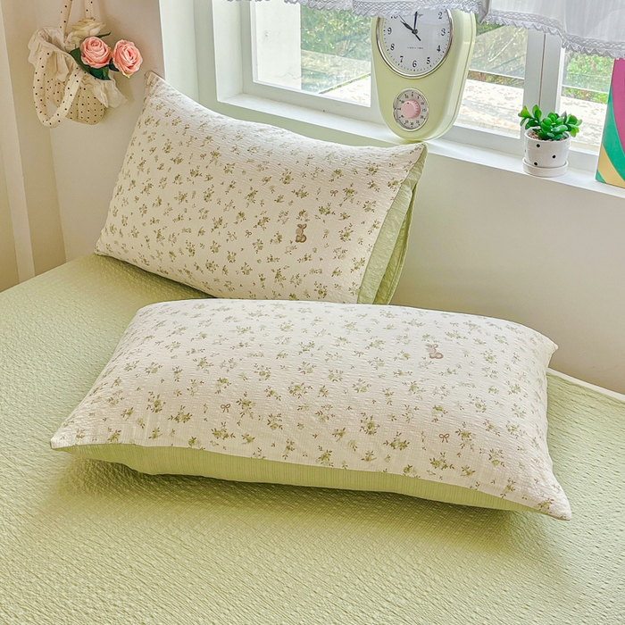 91家纺网 家纺一手货源 找家纺 利禾家纺 2026春夏新款泡芙纱简约四件套夏被四件套夏凉被空调被 叶初开-简约