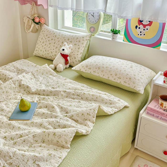 91家纺网 家纺一手货源 找家纺 利禾家纺 2026春夏新款泡芙纱简约四件套夏被四件套夏凉被空调被 叶初开-简约