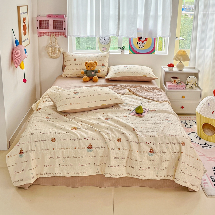 利禾家纺 2026春夏新款泡芙纱简约四件套夏被四件套夏凉被空调被 英文熊-简约