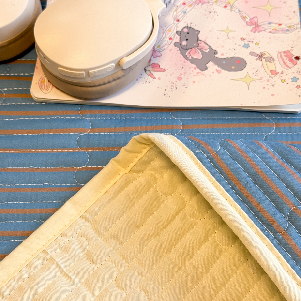 91家纺网 家纺一手货源 找家纺 慕尚家纺 2026新款简约风条纹床盖三件套 深蓝+咖棕条纹