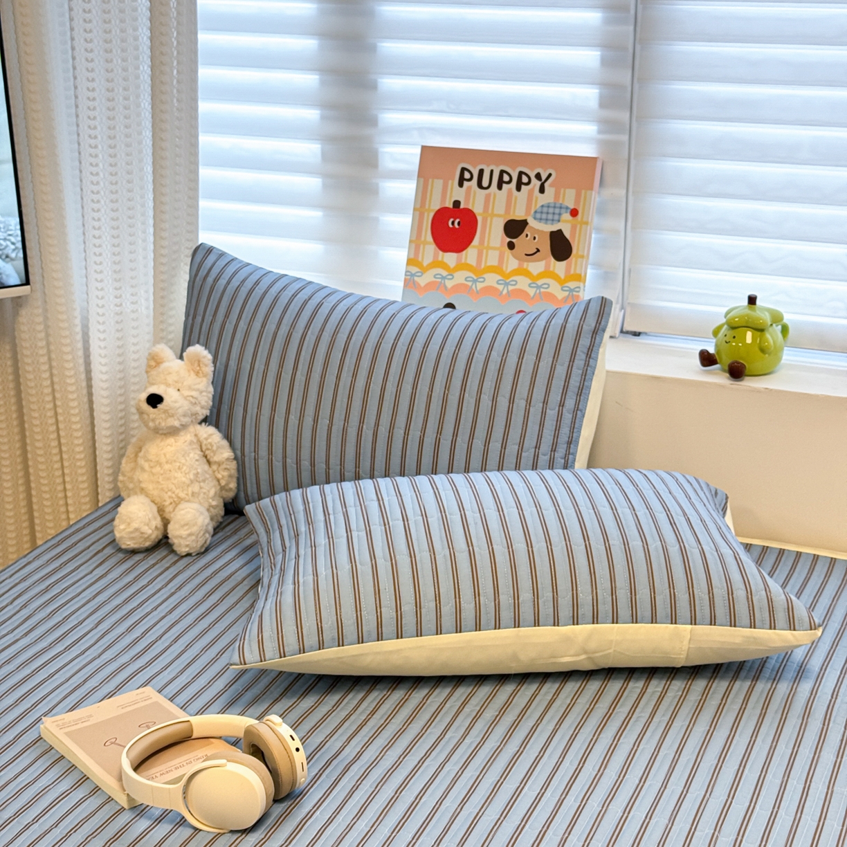 91家纺网 家纺一手货源 找家纺 慕尚家纺 2026新款简约风条纹床盖三件套 天空蓝+咖条纹