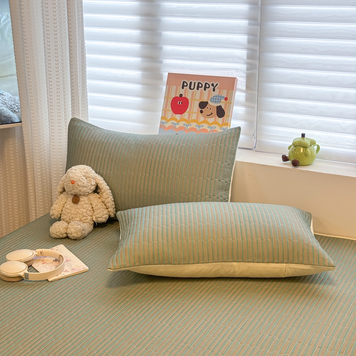 91家纺网 家纺一手货源 找家纺 慕尚家纺 2026新款简约风条纹床盖三件套 咖+绿条纹