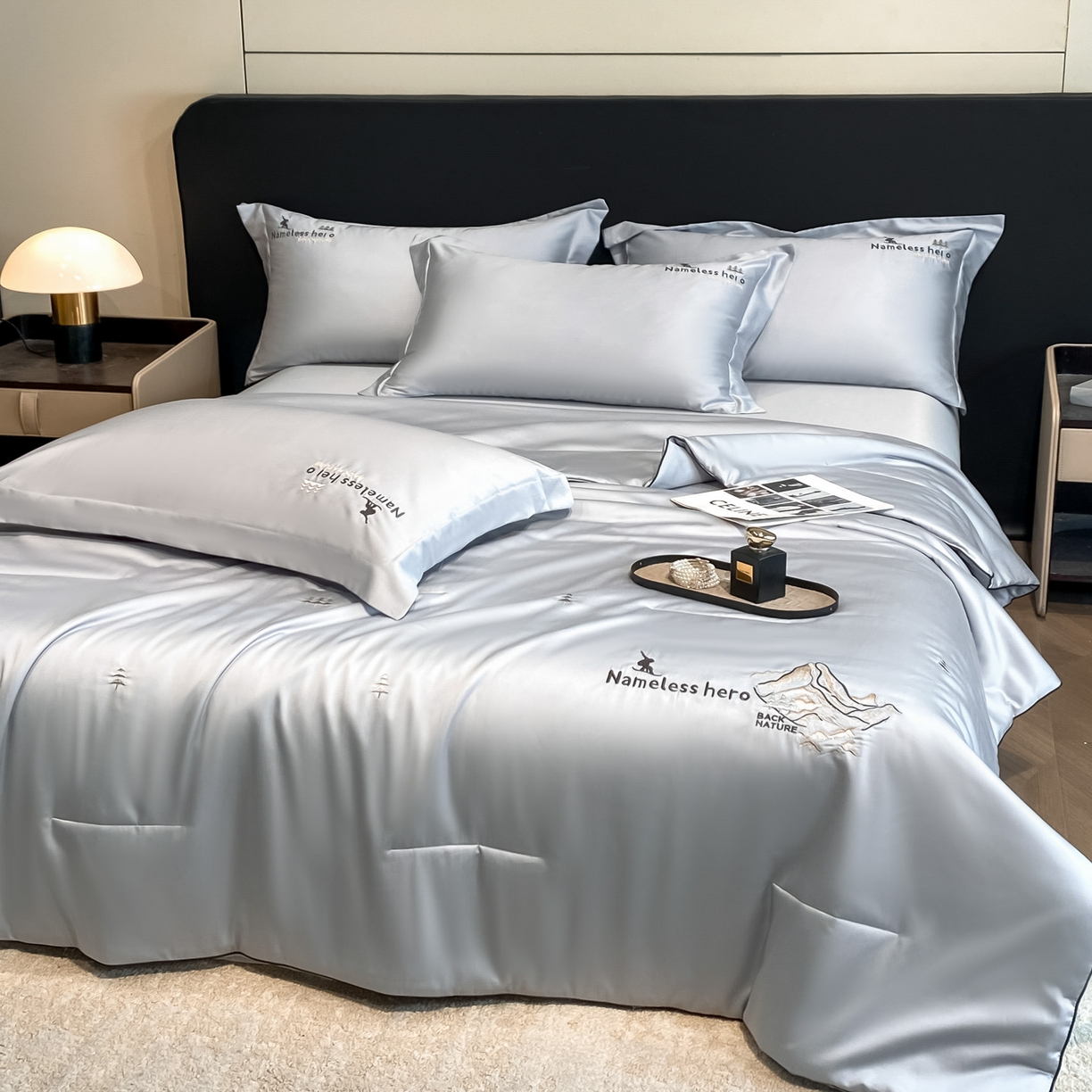 91家纺网 家纺一手货源 找家纺 （总）新方向 2026刺绣A类20%蚕丝天丝棉夏被四件套 65%60s兰精天丝 35%100支长绒棉-超越者