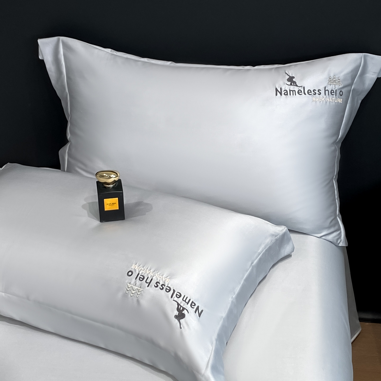 91家纺网 家纺一手货源 找家纺 （总）新方向 2026刺绣A类20%蚕丝天丝棉夏被四件套 65%60s兰精天丝 35%100支长绒棉-超越者