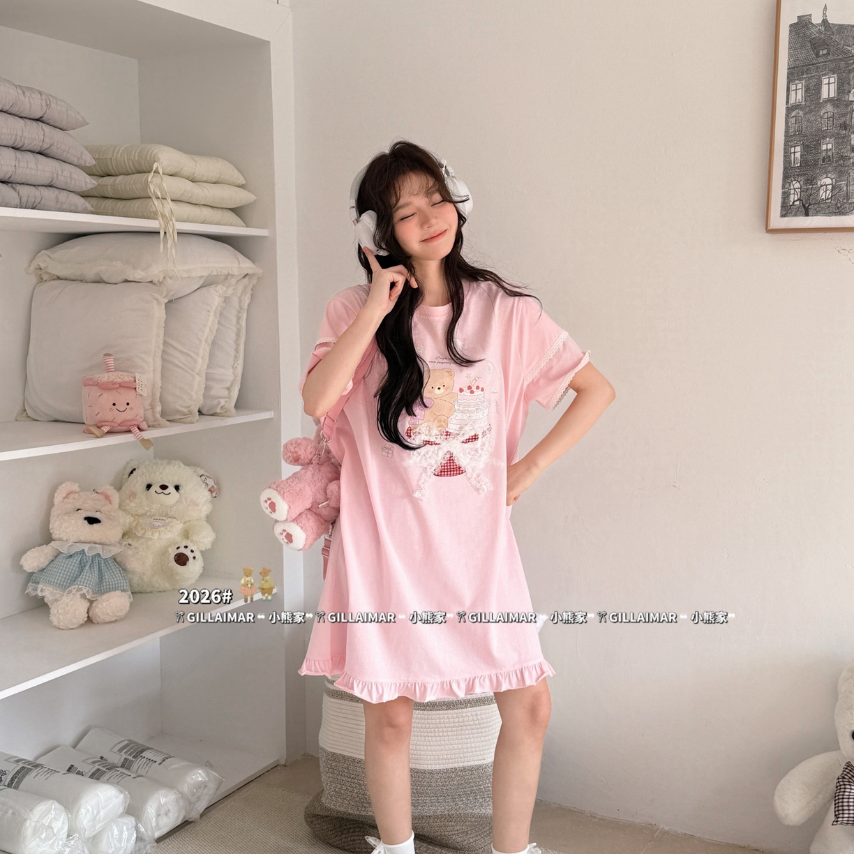 91家纺网 家纺一手货源 找家纺 （总）妍景家居生活馆 2026新款莱赛尔冰丝棉睡裙-蛋糕小熊T粉