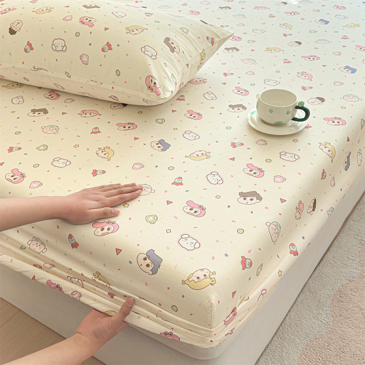 91家纺网 家纺一手货源 找家纺 女子家纺 2026新款全棉纯棉印花卡通单床笠 糖果幼儿园