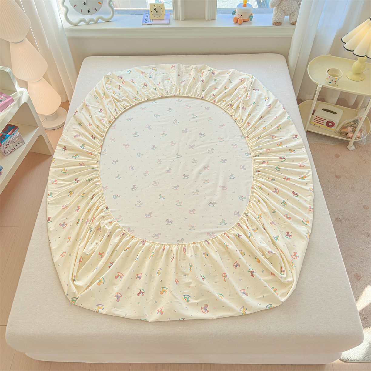 91家纺网 家纺一手货源 找家纺 女子家纺 2026新款全棉纯棉印花卡通单床笠 彩虹木马