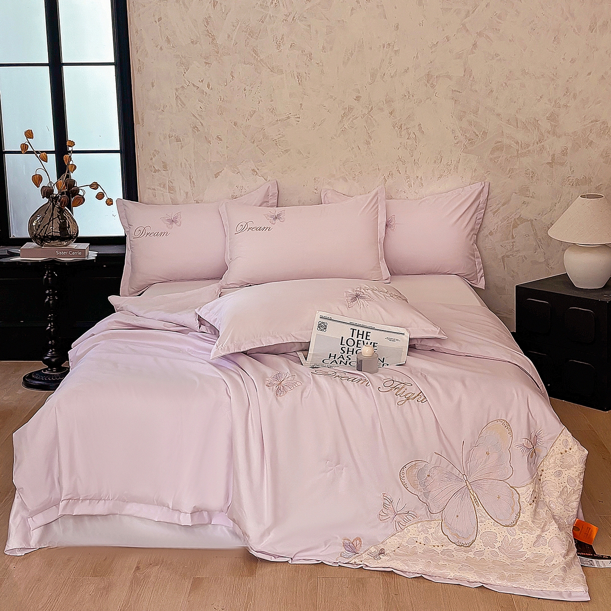 91家纺网 家纺一手货源 找家纺 宅家居 2026新款蚕蛹蛋白刺绣A类水光天丝贴纱绣夏被四件套-蝶舞花语 蝶舞花语-紫色