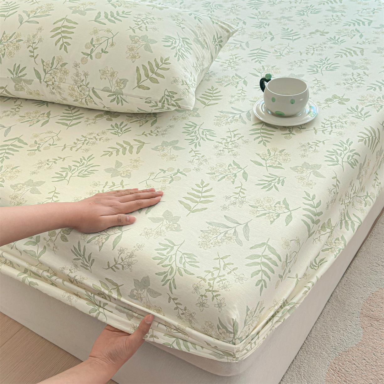 91家纺网 家纺一手货源 找家纺 女子家纺 2026新款全棉纯棉印花卡通单床笠 绿茵