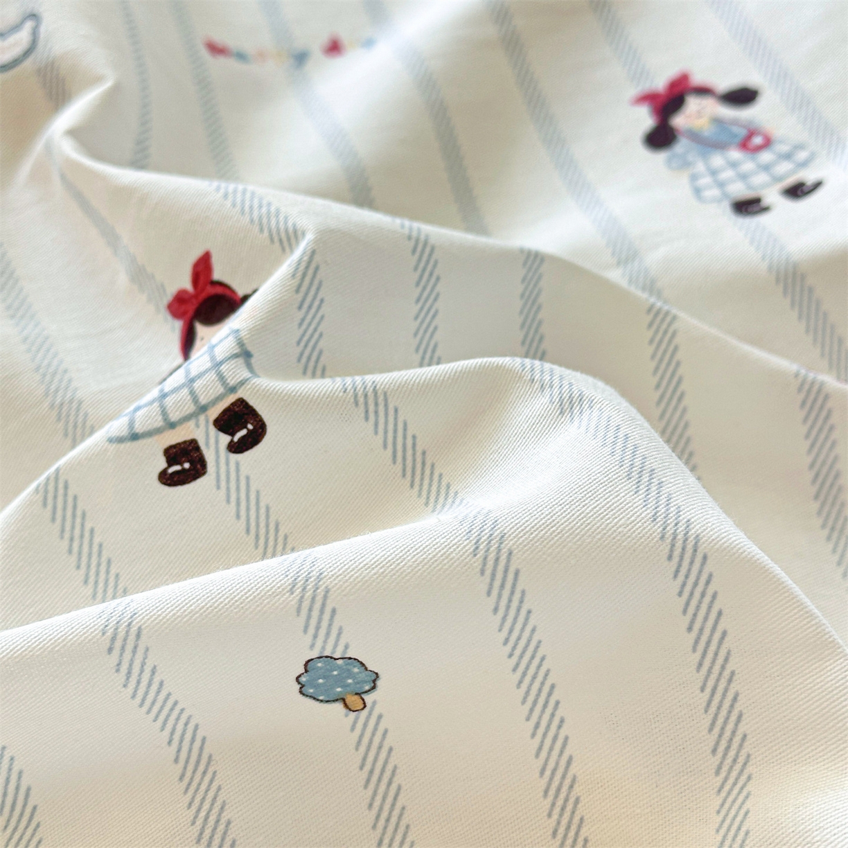 91家纺网 家纺一手货源 找家纺 女子家纺 2026新款全棉纯棉印花卡通单床笠 少女日记