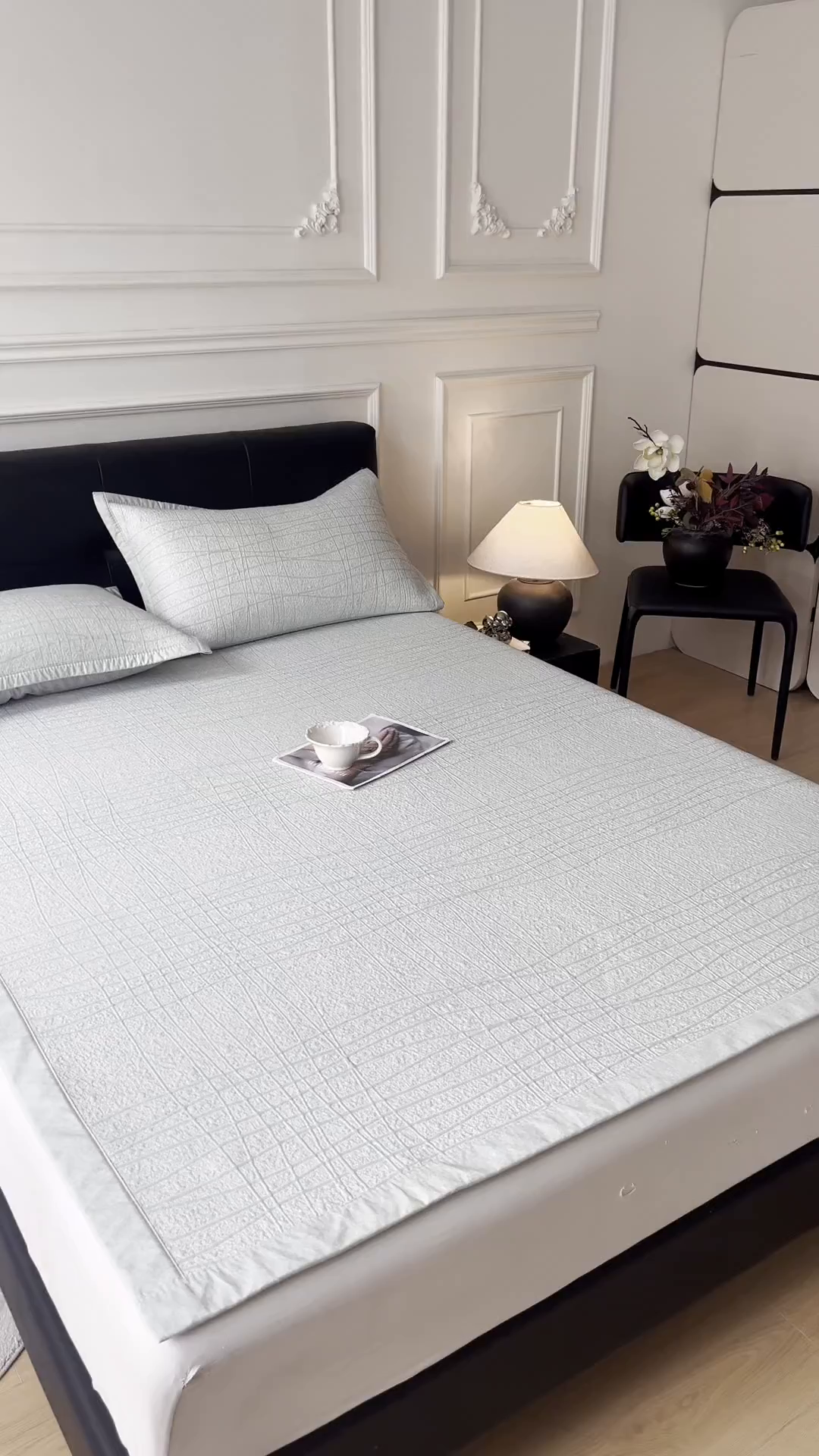 91家纺网 家纺一手货源 找家纺 耐思家纺 2026新款复合三明治PE乙纶提花冰豆豆凉席罗马曲线系列（提供买家秀） 罗马曲线-灰床席款