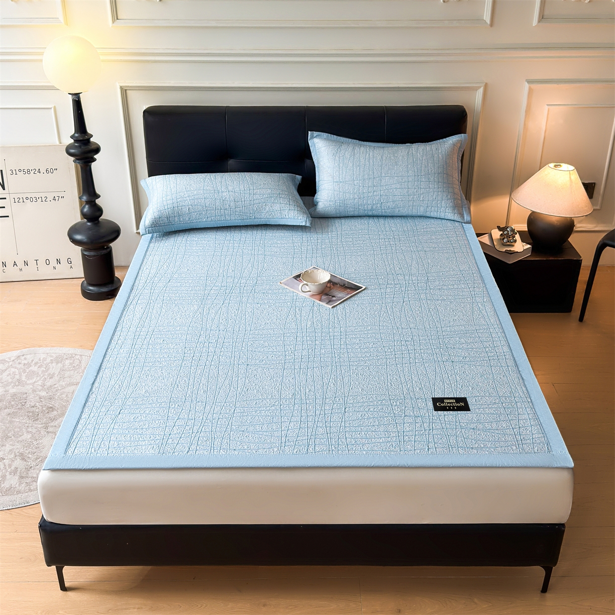 91家纺网 家纺一手货源 找家纺 耐思家纺 2026新款复合三明治PE乙纶提花冰豆豆凉席罗马曲线系列（提供买家秀） 罗马曲线-蓝床席款