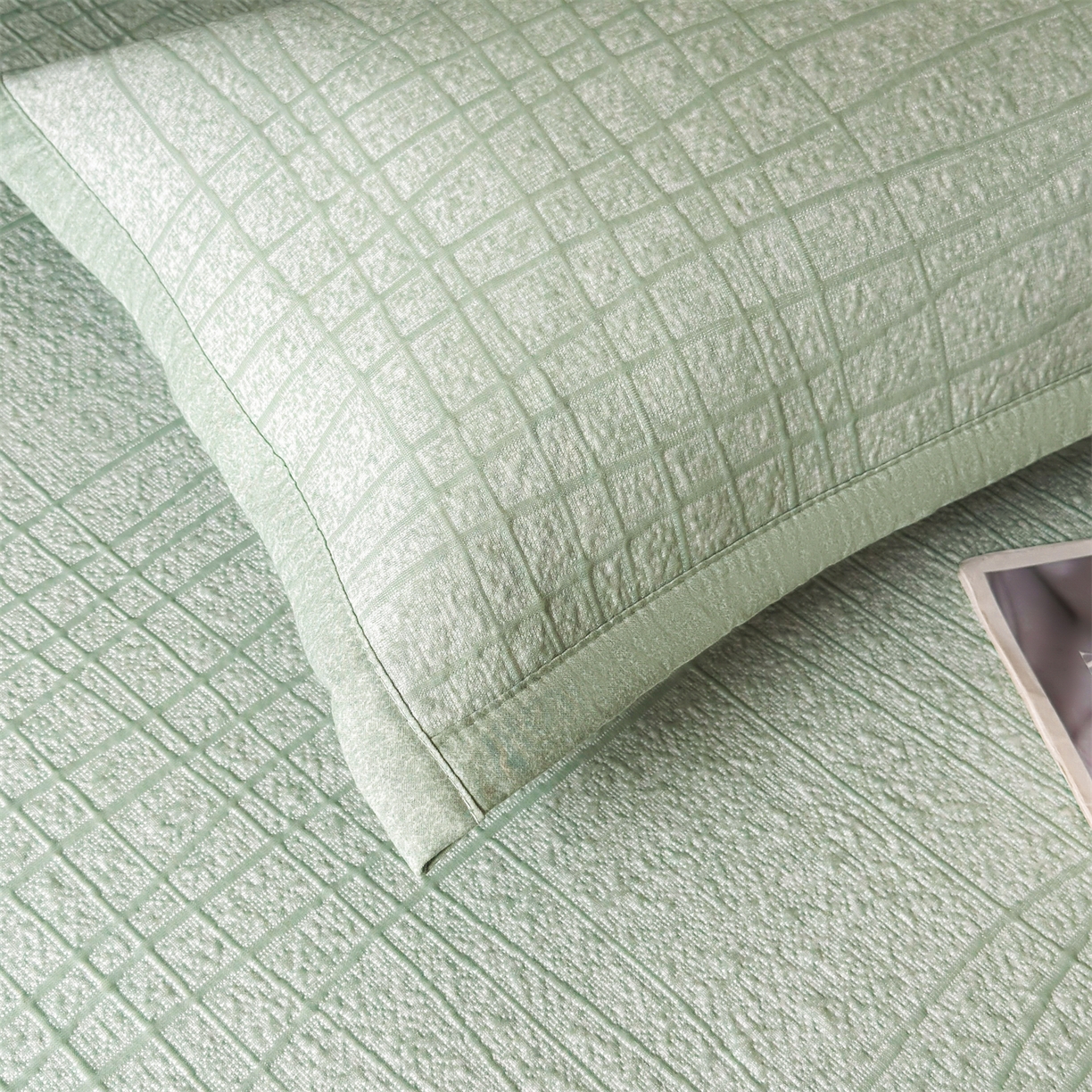 91家纺网 家纺一手货源 找家纺 耐思家纺 2026新款复合三明治PE乙纶提花冰豆豆凉席罗马曲线系列（提供买家秀） 罗马曲线-绿床席款