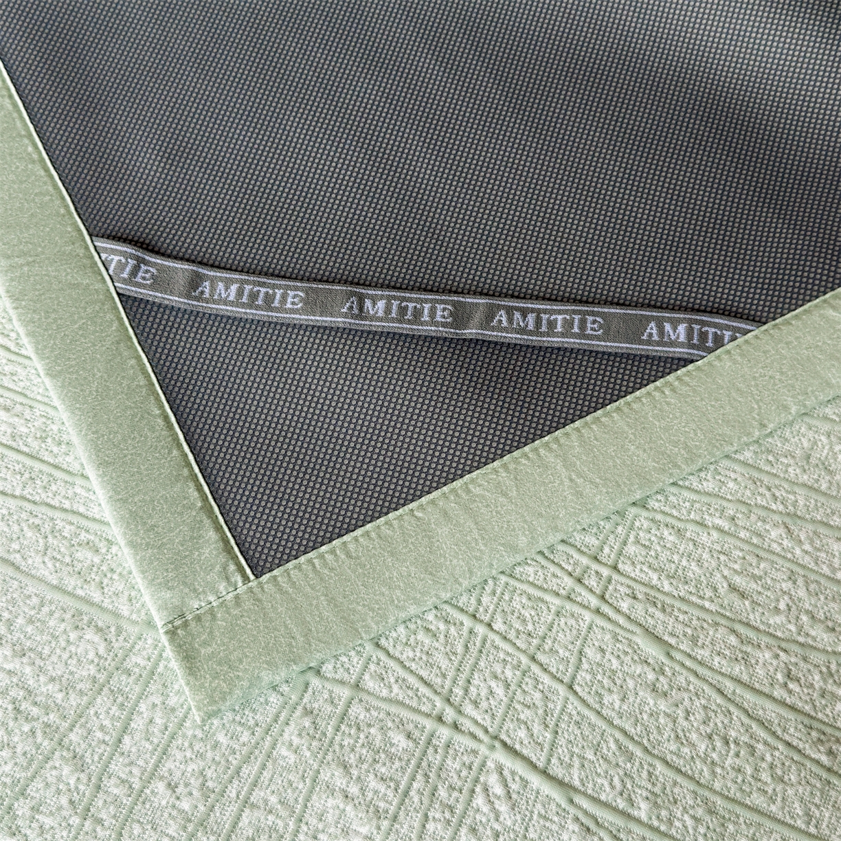 91家纺网 家纺一手货源 找家纺 耐思家纺 2026新款复合三明治PE乙纶提花冰豆豆凉席罗马曲线系列（提供买家秀） 罗马曲线-绿床席款