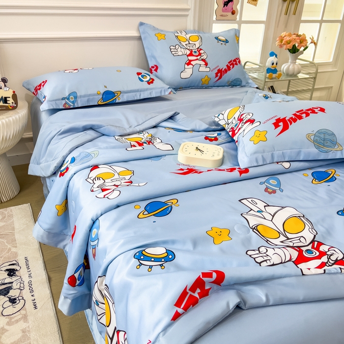 91家纺网 家纺一手货源 找家纺 云恋家纺 2026新款正版授权卡通冰丝夏凉被夏被空调被四件套 夏被-功夫奥特曼