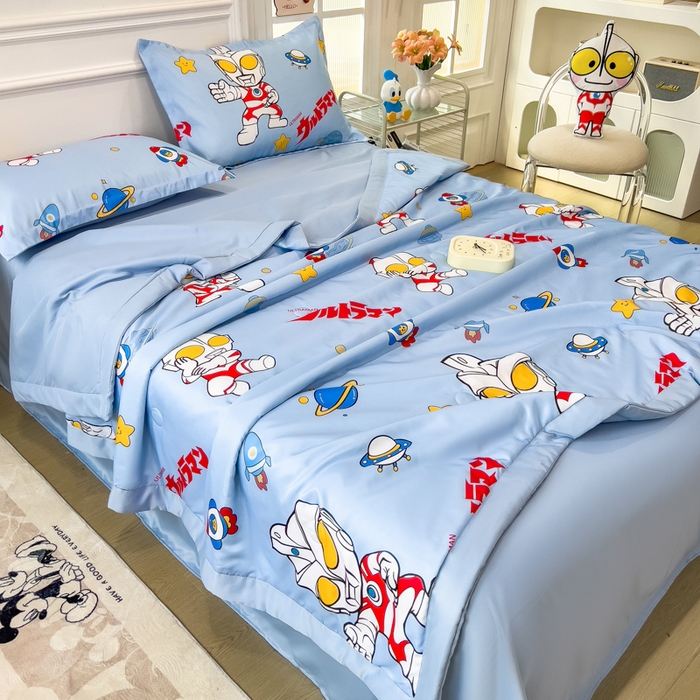 91家纺网 家纺一手货源 找家纺 云恋家纺 2026新款正版授权卡通冰丝夏凉被夏被空调被四件套 夏被-功夫奥特曼