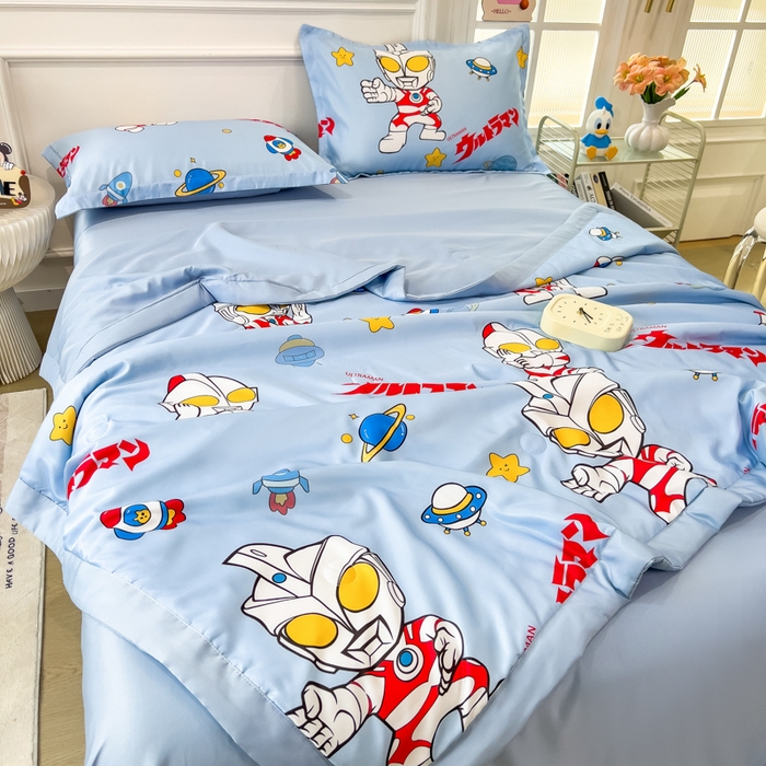 91家纺网 家纺一手货源 找家纺 云恋家纺 2026新款正版授权卡通冰丝夏凉被夏被空调被四件套 夏被-功夫奥特曼