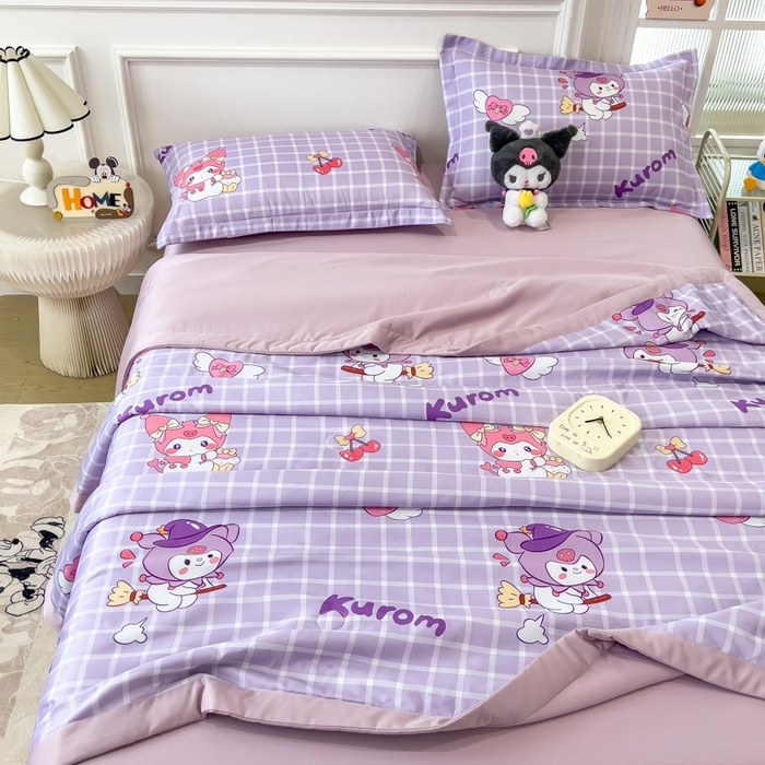 91家纺网 家纺一手货源 找家纺 云恋家纺 2026新款正版授权卡通冰丝夏凉被夏被空调被四件套 夏被-格格库洛米