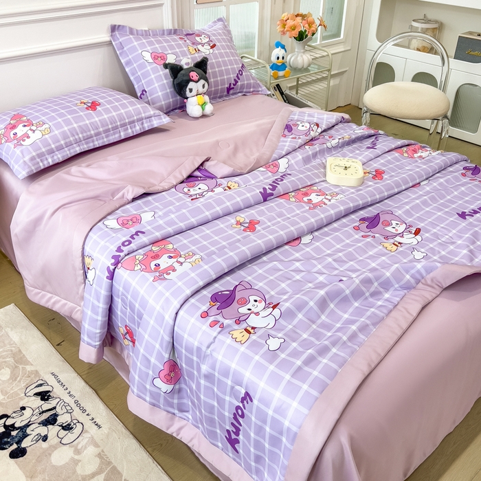 91家纺网 家纺一手货源 找家纺 云恋家纺 2026新款正版授权卡通冰丝夏凉被夏被空调被四件套 夏被-格格库洛米