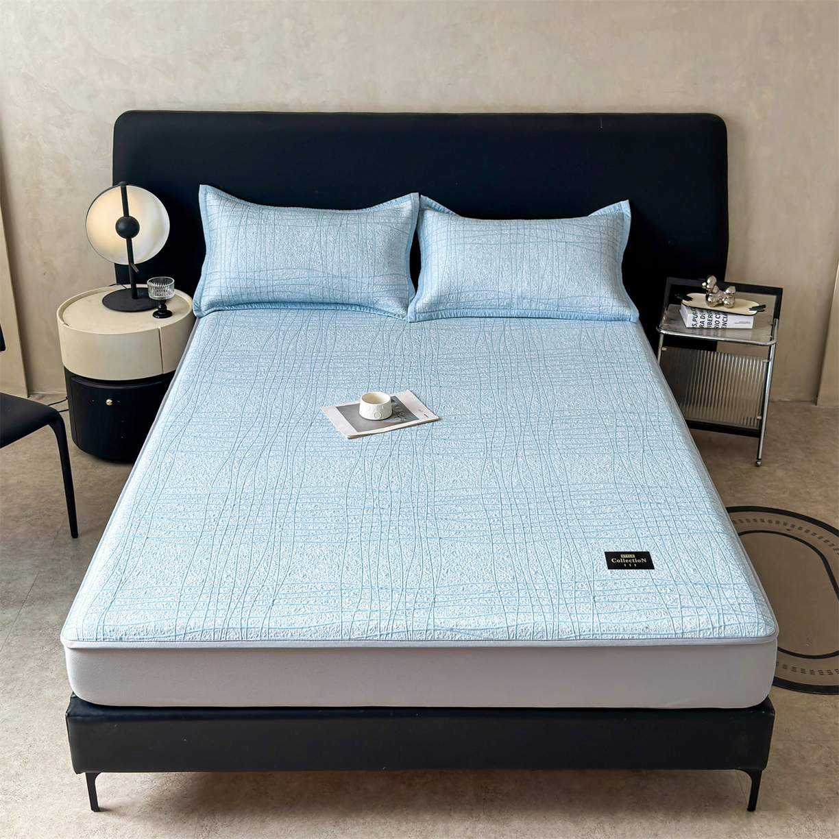 91家纺网 家纺一手货源 找家纺 耐思家纺 2026新款复合三明治PE乙纶提花冰豆豆凉席罗马曲线系列（提供买家秀） 罗马曲线-蓝床笠款