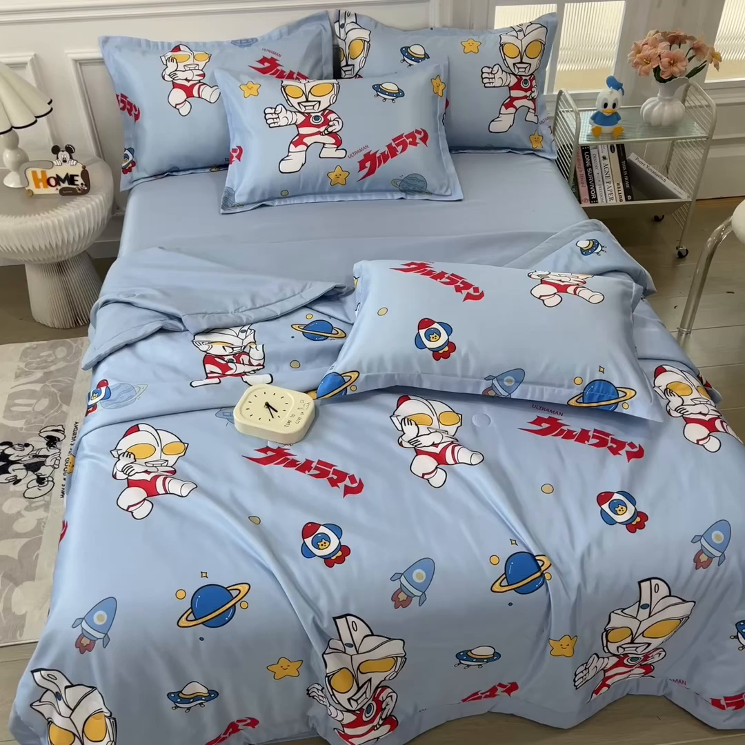 91家纺网 家纺一手货源 找家纺 云恋家纺 2026新款正版授权卡通冰丝夏凉被夏被空调被四件套 夏被-功夫奥特曼