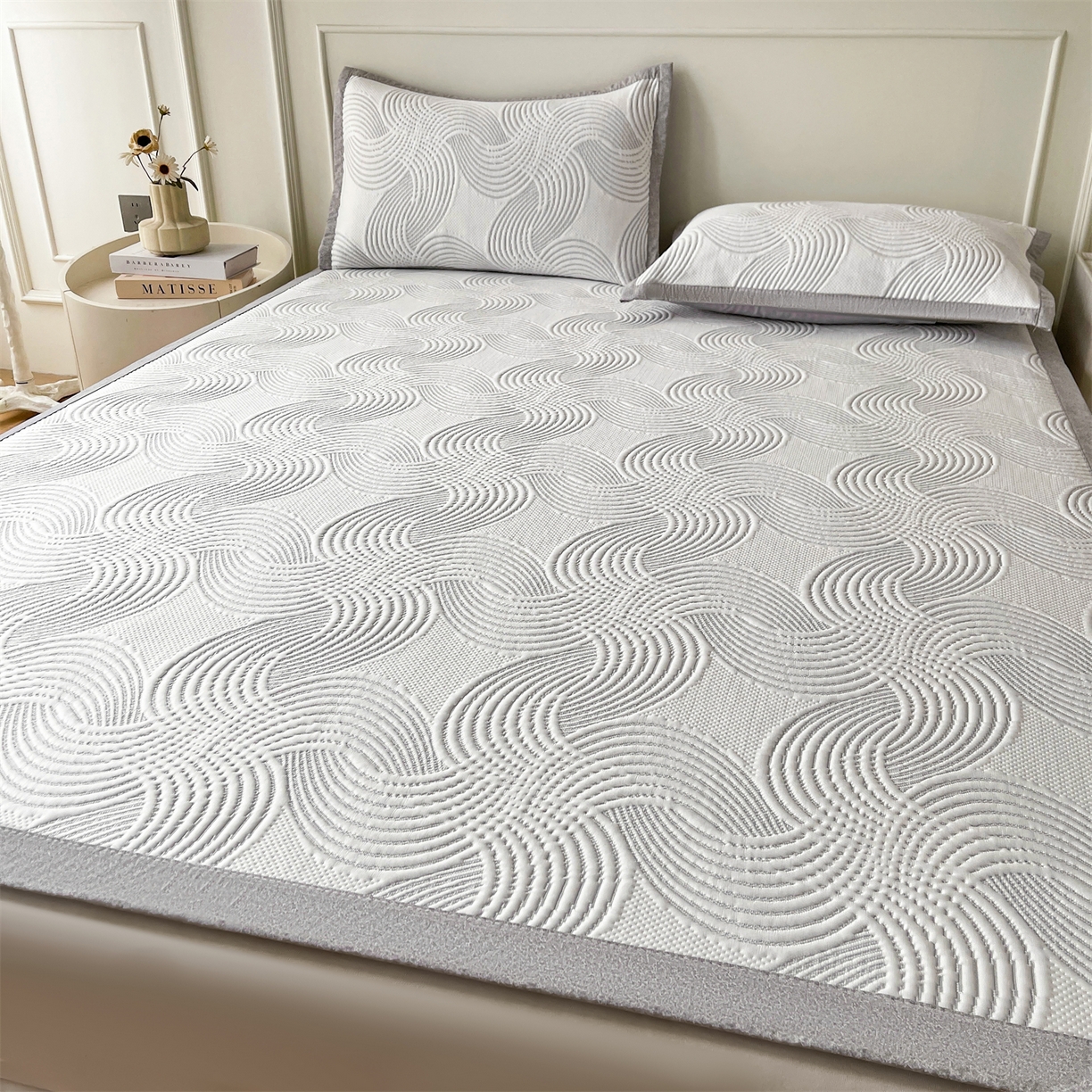 91家纺网 家纺一手货源 找家纺 （总）耐思家纺 2026新款高端三明治硅胶复合PE乙纶提花冰豆豆凉席空调席韩版NIS系列（提供买家秀）床席款