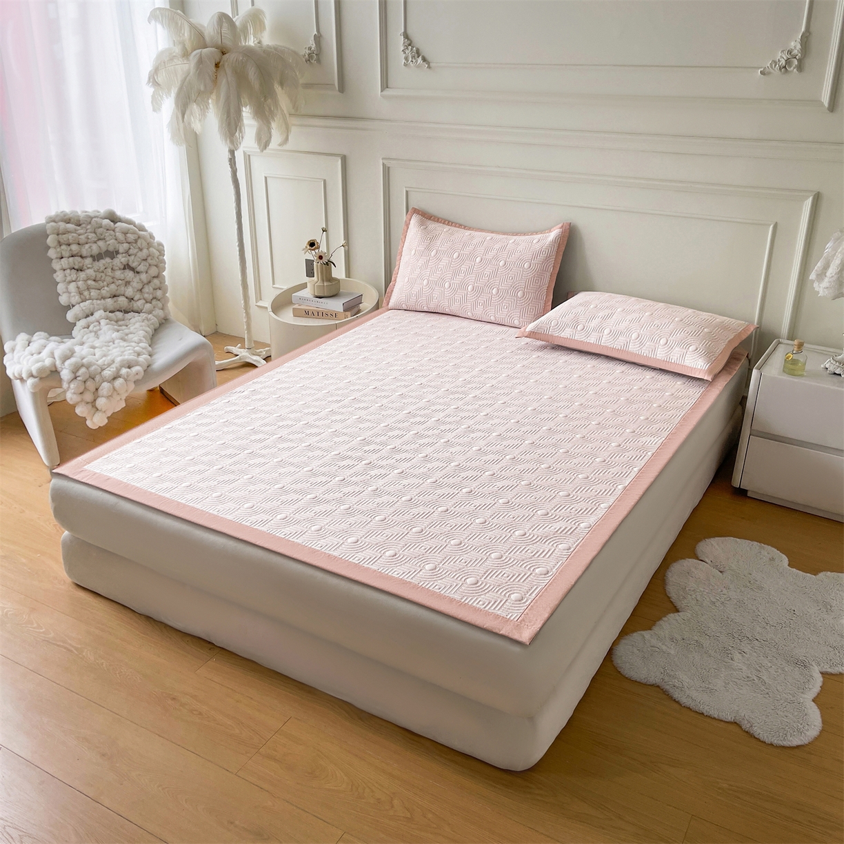 91家纺网 家纺一手货源 找家纺 耐思家纺 2026新款高端三明治硅胶复合PE乙纶提花冰豆豆凉席空调席韩版NIS系列（提供买家秀）床席款 韩INS-方圆粉