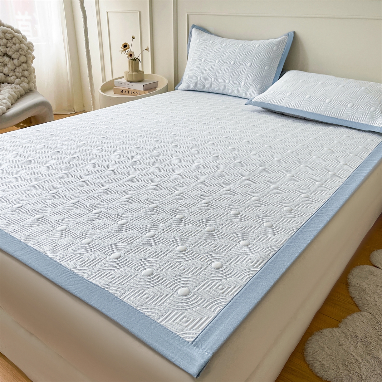 91家纺网 家纺一手货源 找家纺 耐思家纺 2026新款高端三明治硅胶复合PE乙纶提花冰豆豆凉席空调席韩版NIS系列（提供买家秀）床席款 韩INS-方圆蓝