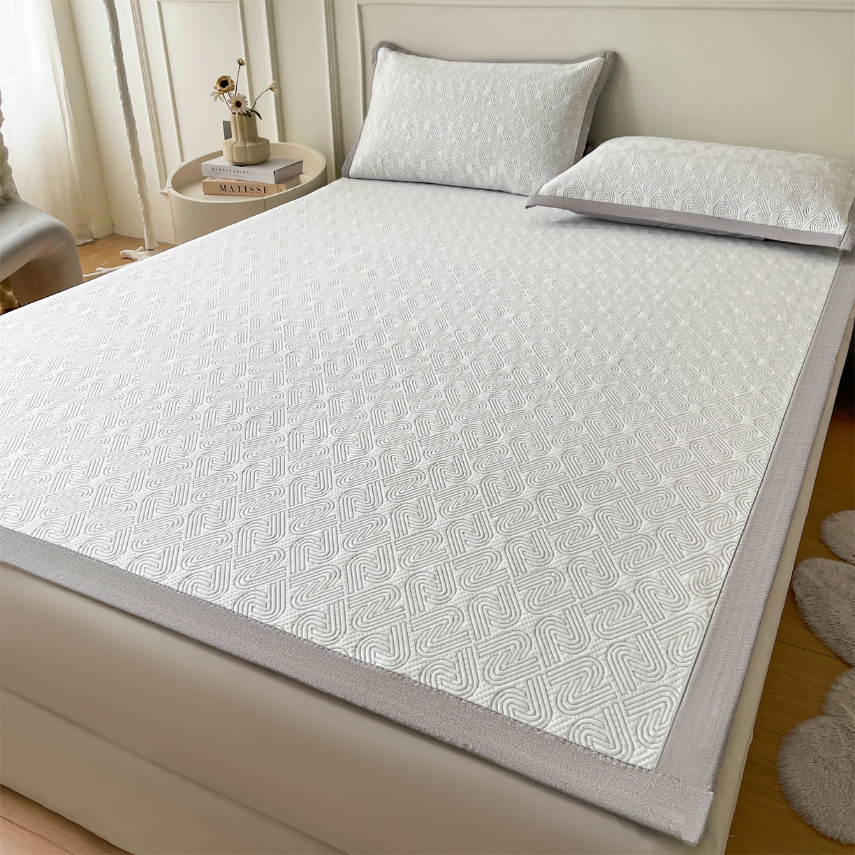 91家纺网 家纺一手货源 找家纺 耐思家纺 2026新款高端三明治硅胶复合PE乙纶提花冰豆豆凉席空调席韩版NIS系列（提供买家秀）床席款 韩INS-峰回灰