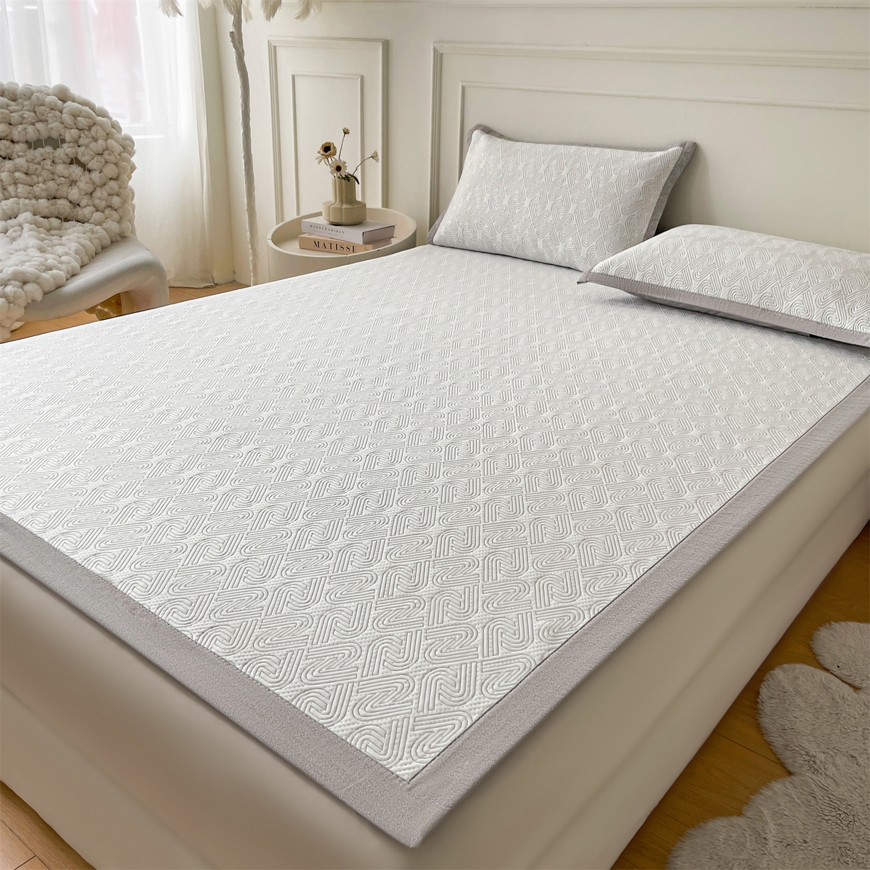 91家纺网 家纺一手货源 找家纺 耐思家纺 2026新款高端三明治硅胶复合PE乙纶提花冰豆豆凉席空调席韩版NIS系列（提供买家秀）床席款 韩INS-峰回灰