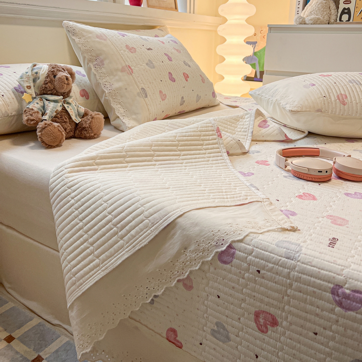 91家纺网 家纺一手货源 找家纺 舒居家纺 2026春夏新款花边款全棉印花单床盖 床盖单件（第一批） 彩色爱心