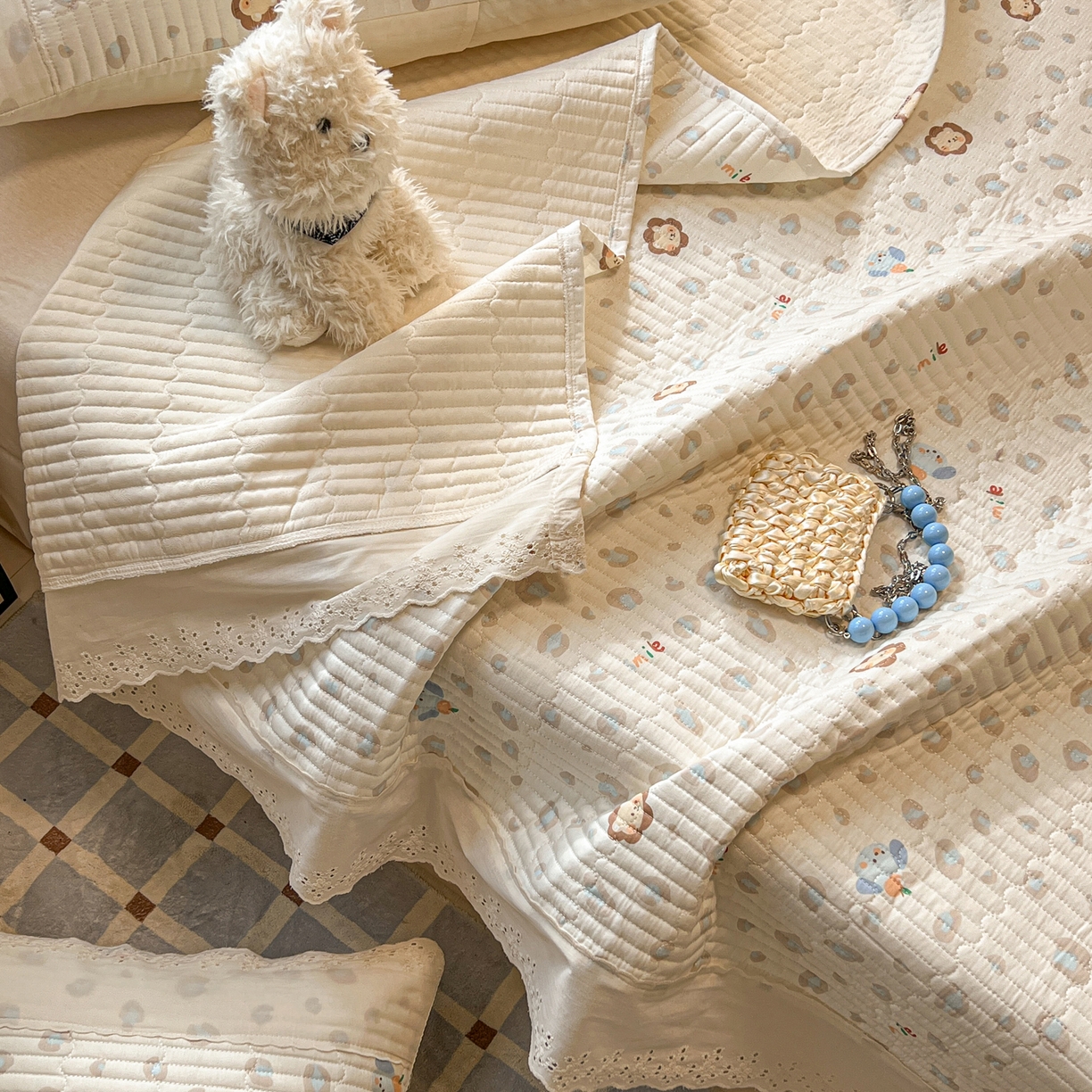 91家纺网 家纺一手货源 找家纺 舒居家纺 2026春夏新款花边款全棉印花单床盖 床盖单件（第一批） 缤纷乐园