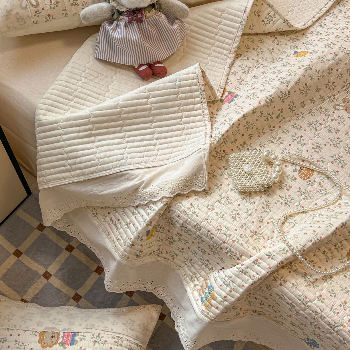 91家纺网 家纺一手货源 找家纺 舒居家纺 2026春夏新款花边款全棉印花单床盖 床盖单件（第一批） 萌系乐园