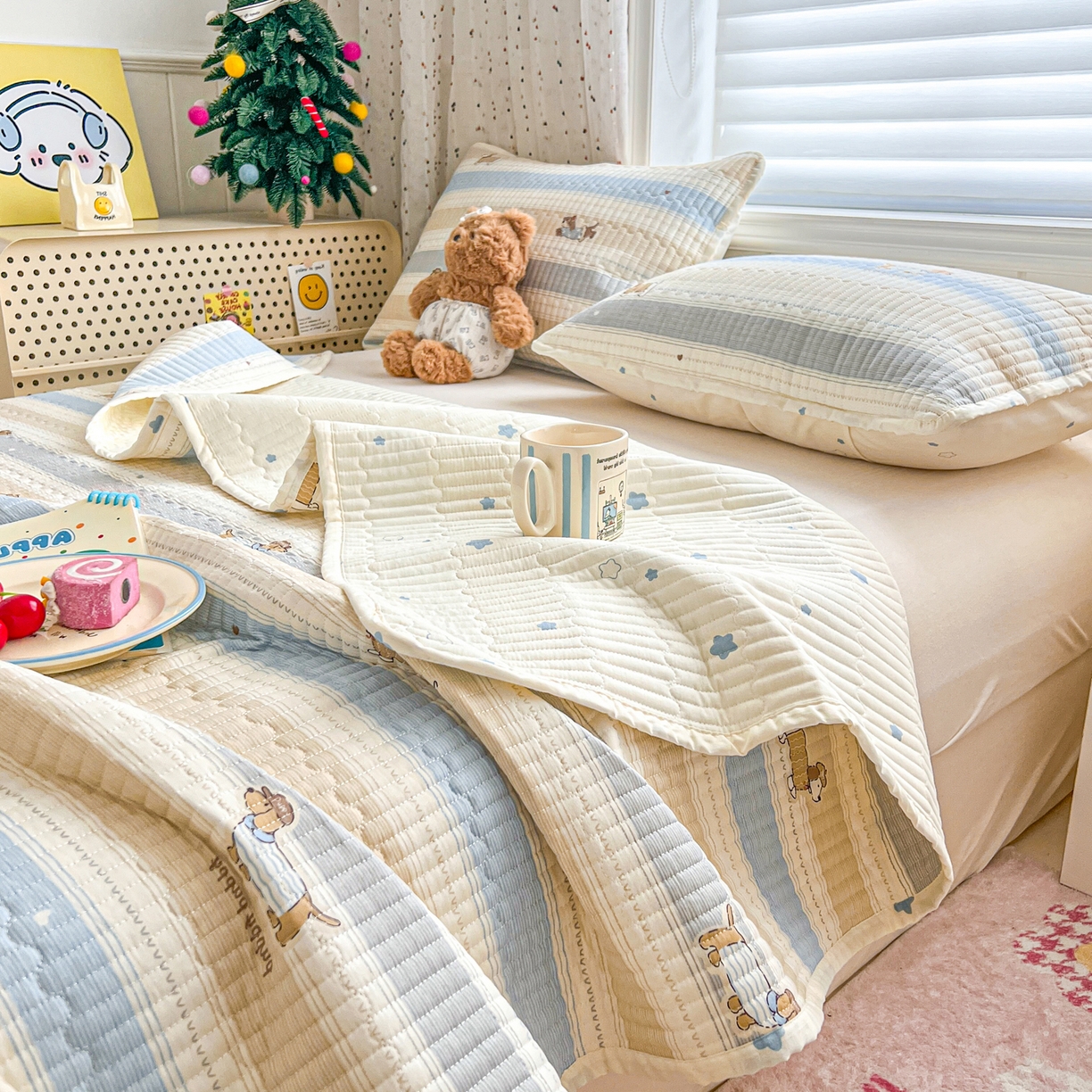 91家纺网 家纺一手货源 找家纺 舒居家纺 2026春夏新款双面全棉单床盖 床盖单件 奔跑小狗