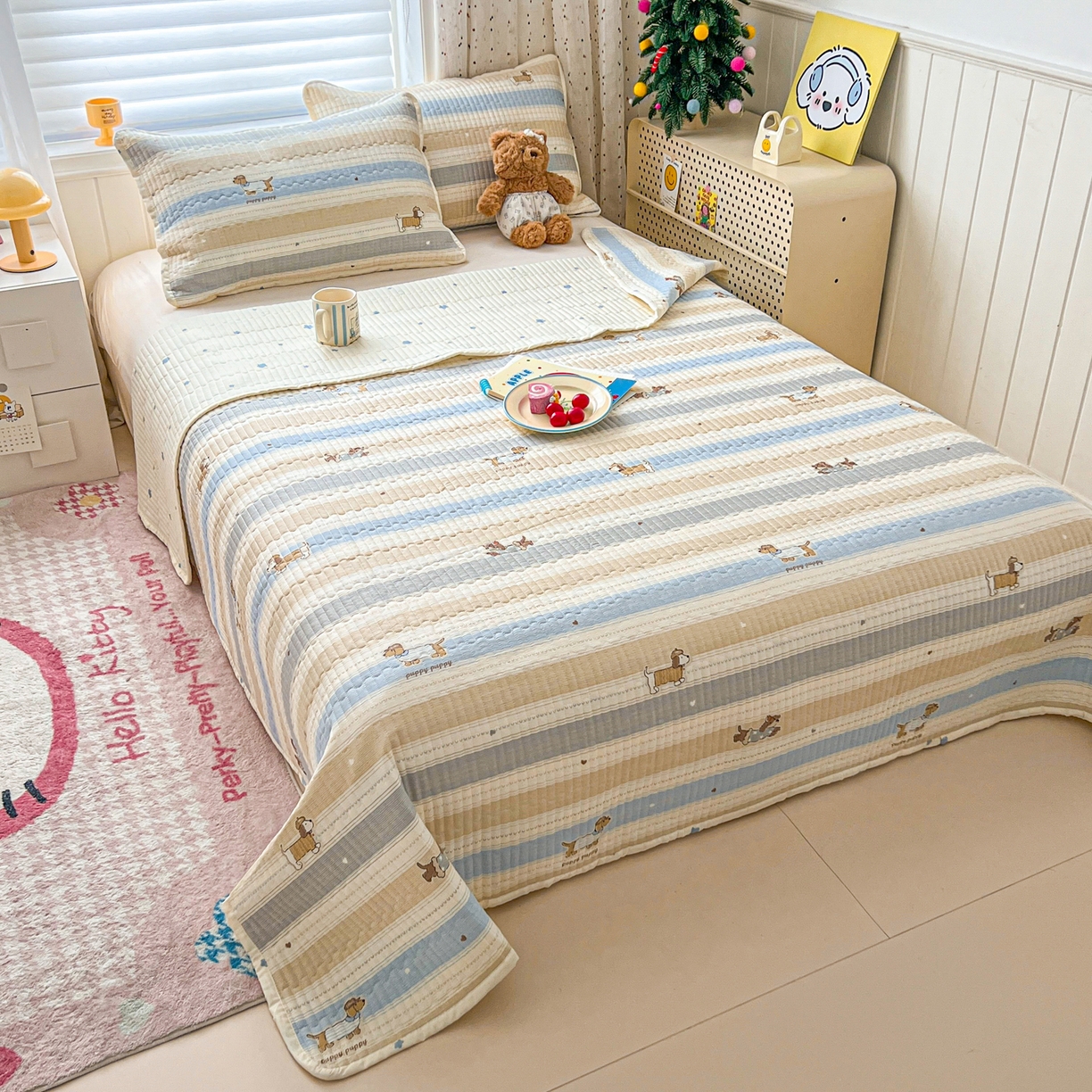 91家纺网 家纺一手货源 找家纺 舒居家纺 2026春夏新款双面全棉单床盖 床盖单件 奔跑小狗