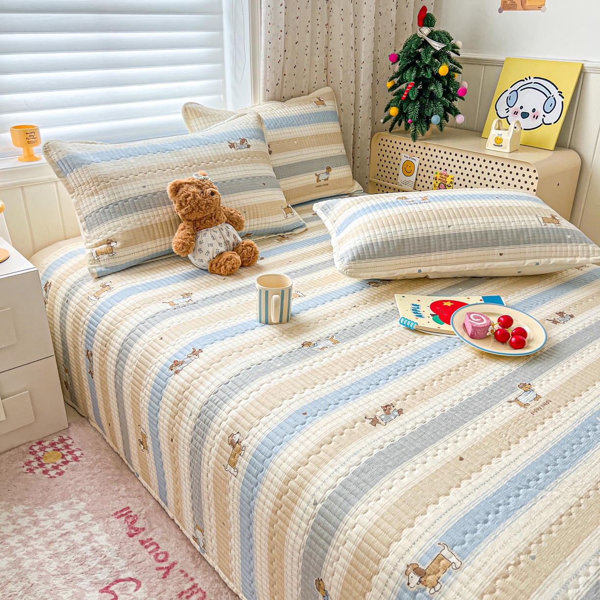 91家纺网 家纺一手货源 找家纺 舒居家纺 2026春夏新款双面全棉单床盖 床盖单件 奔跑小狗