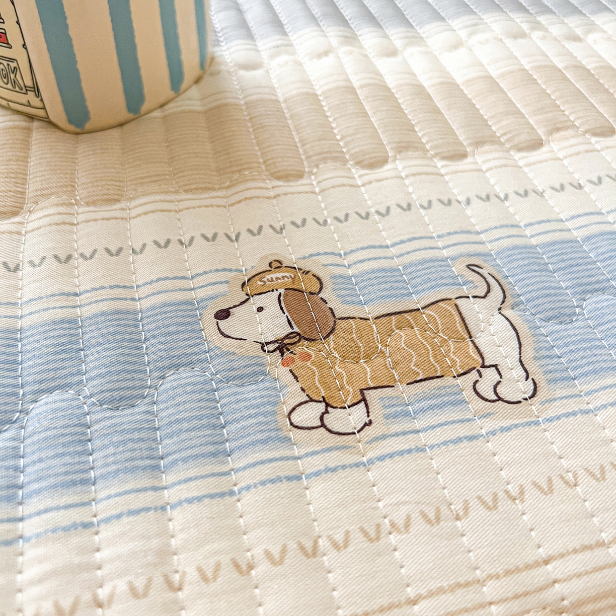 91家纺网 家纺一手货源 找家纺 舒居家纺 2026春夏新款双面全棉单床盖 床盖单件 奔跑小狗