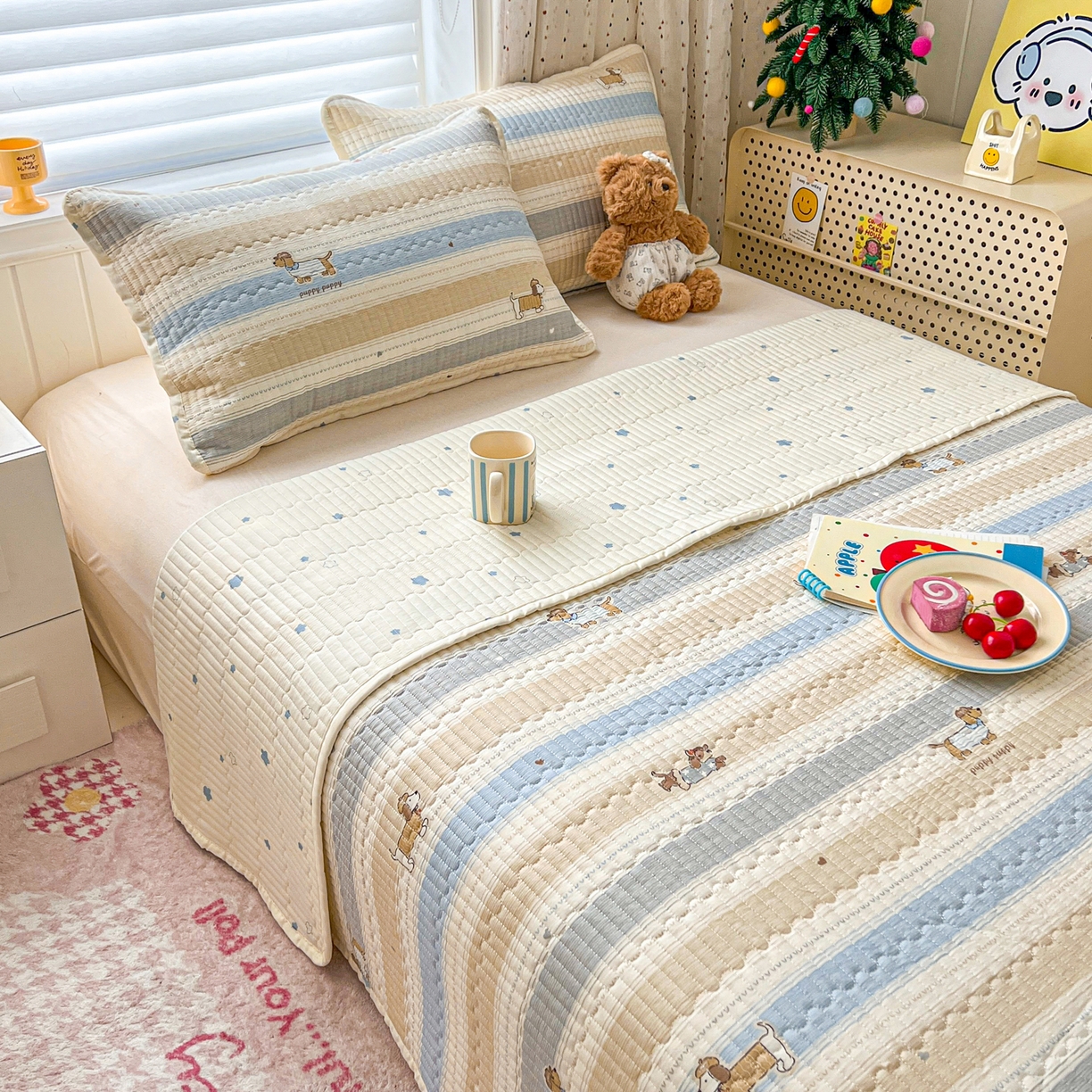 91家纺网 家纺一手货源 找家纺 舒居家纺 2026春夏新款双面全棉单床盖 床盖单件 奔跑小狗