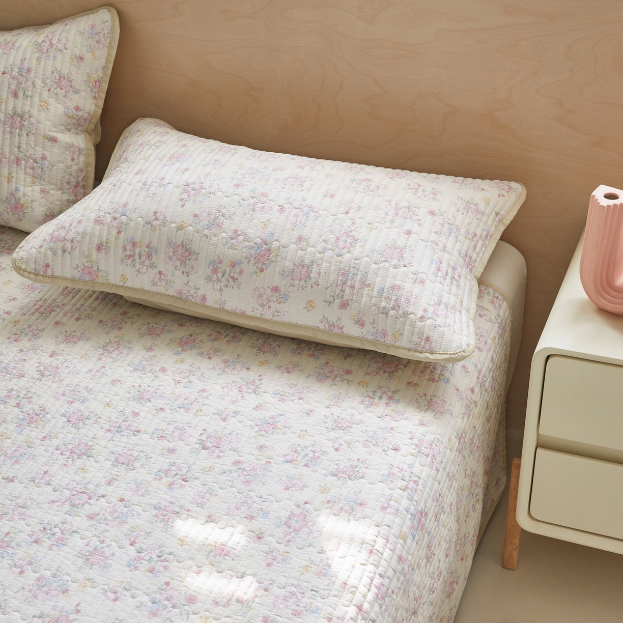 91家纺网 家纺一手货源 找家纺 舒居家纺 2026春夏新款双面全棉单床盖 床盖单件 洛琳-粉