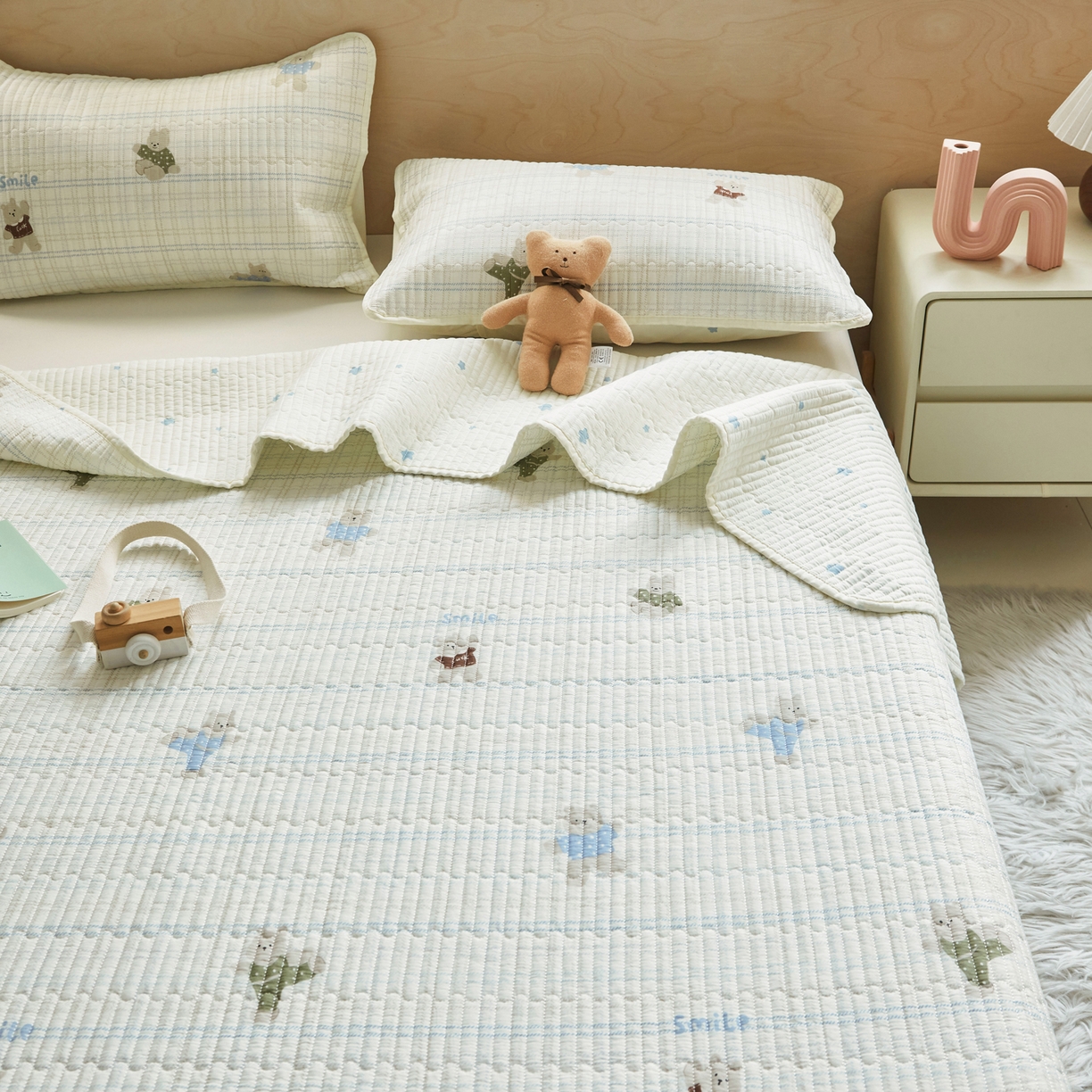 91家纺网 家纺一手货源 找家纺 舒居家纺 2026春夏新款双面全棉单床盖 床盖单件 比利小熊