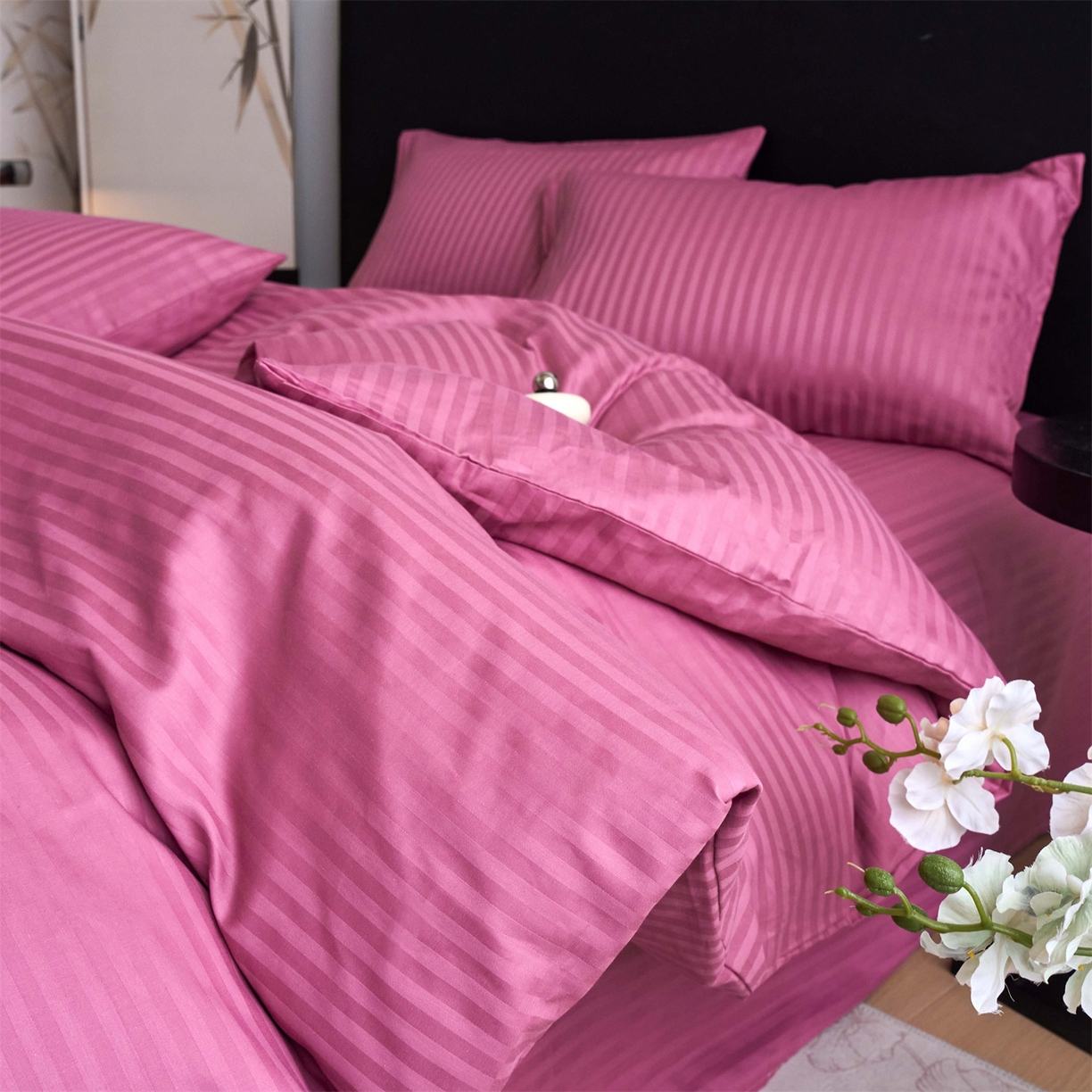 91家纺网 家纺一手货源 找家纺 兰紫橙家纺 2026新款全棉纯棉纯色贡缎缎条四件套 缎条-豆沙