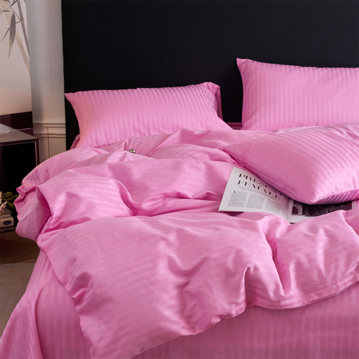 91家纺网 家纺一手货源 找家纺 兰紫橙家纺 2026新款全棉纯棉纯色贡缎缎条四件套 缎条-粉色