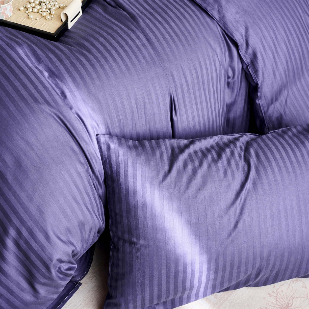 91家纺网 家纺一手货源 找家纺 兰紫橙家纺 2026新款全棉纯棉纯色贡缎缎条四件套 缎条-紫罗兰