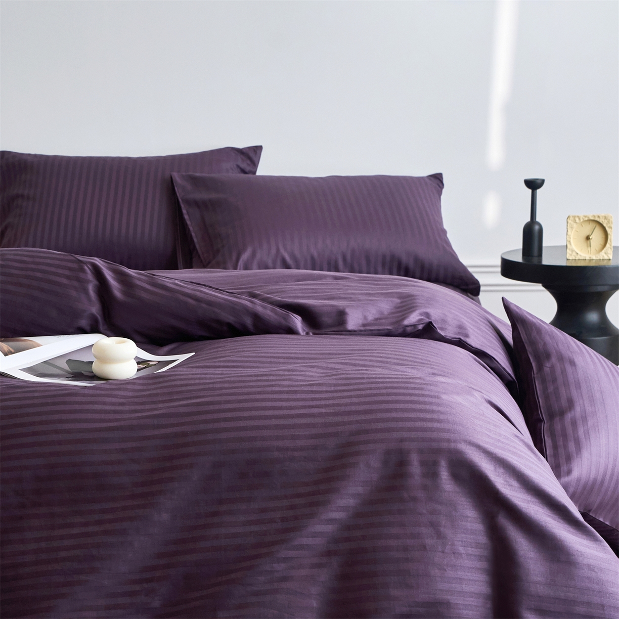 91家纺网 家纺一手货源 找家纺 兰紫橙家纺 2026新款全棉纯棉纯色贡缎缎条四件套 缎条-茄紫