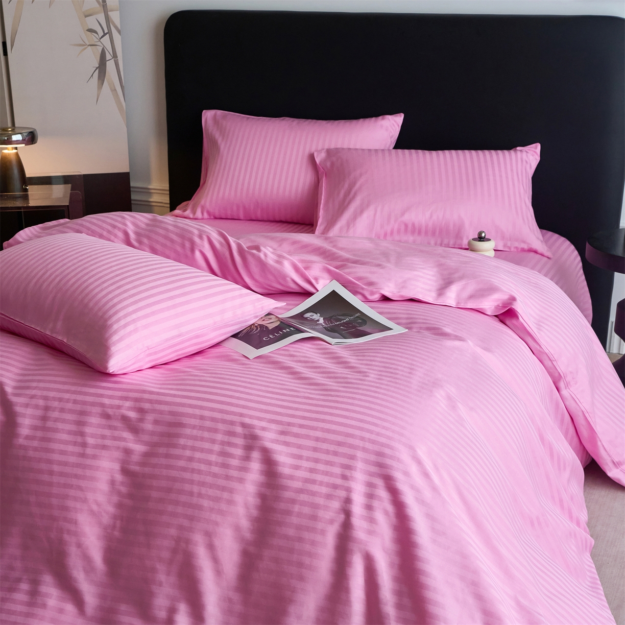 91家纺网 家纺一手货源 找家纺 兰紫橙家纺 2026新款全棉纯棉纯色贡缎缎条四件套 缎条-粉色